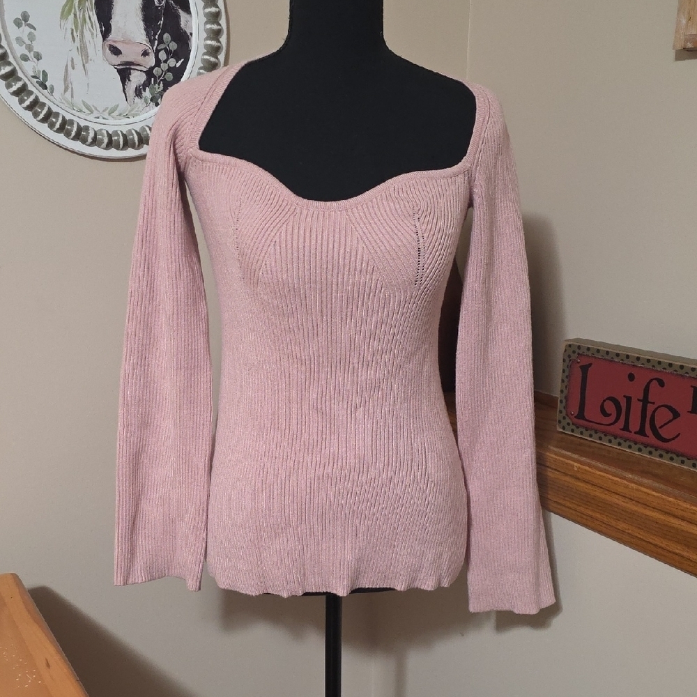Elegant Pink Women's Sweater